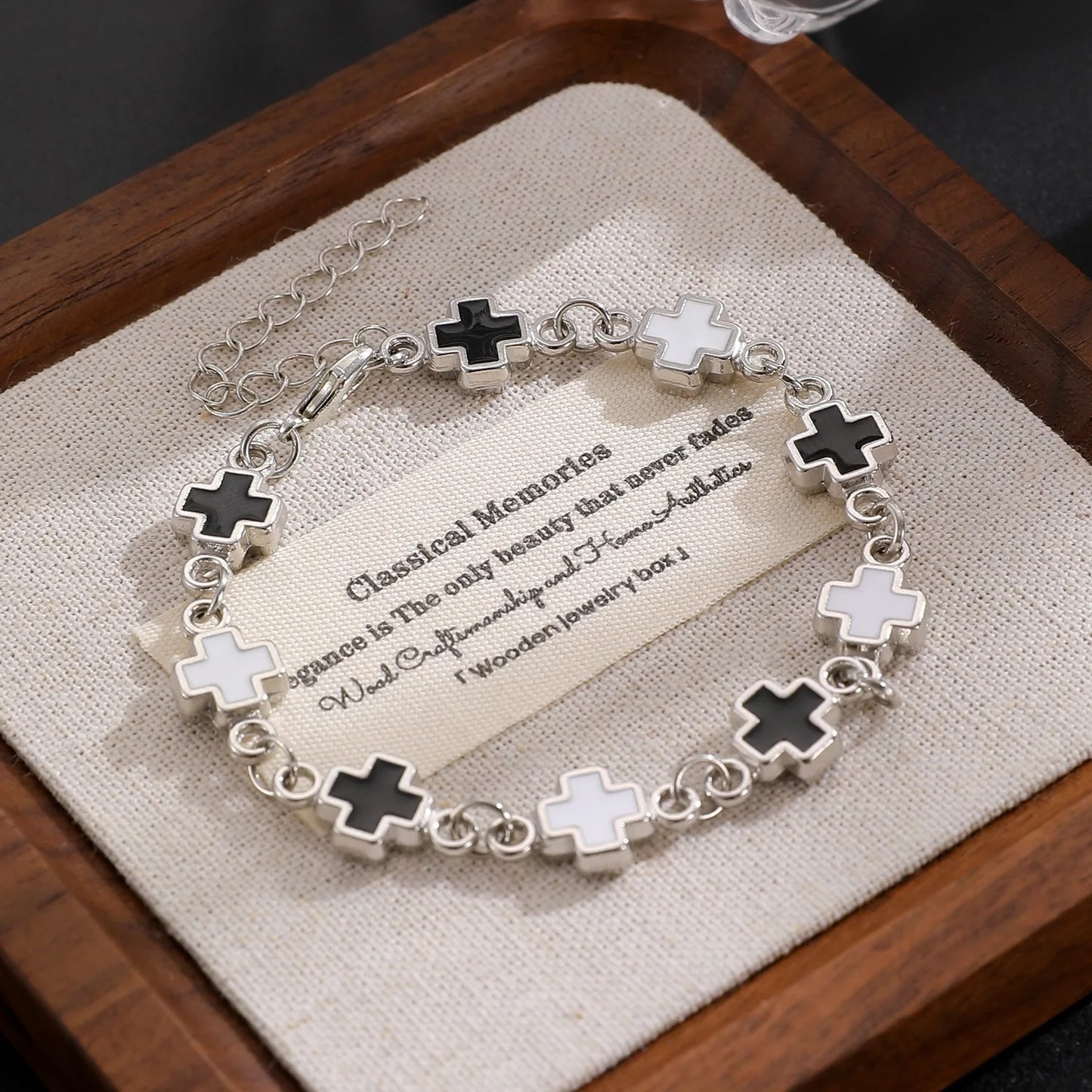 Plus Love Bracelette